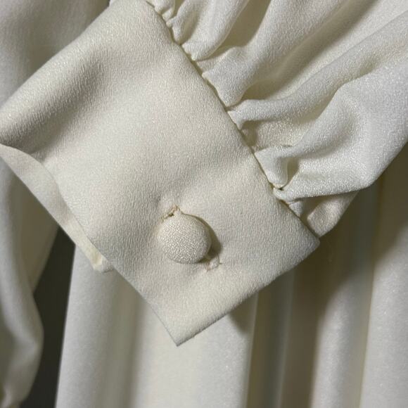 Vintage 70s Vogue Americana Cream Belted Maxi Dress Rosette Detail Women'sSmall - Picture 6 of 9
